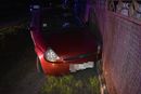  Az utcn ll autban benne volt az indtkulcs, a rszeg fiatal elvitte a jrmvet. Kerts lltotta meg az jjeli Vsztn. Kpek: Police.hu