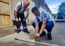 A k�tf�s csapatoknak elm�leti �s gyakorlati feladatokat kellett megoldani. K�pek: B�k�s v�rmegyei rend�rs�g Facebook-oldala