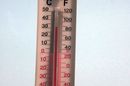 A h�ten, 30 Celsius-fok k�r�l j�r t�bbnyire a cs�csh�m�rs�klet. A k�p illusztr�ci�. K�p: iStock   