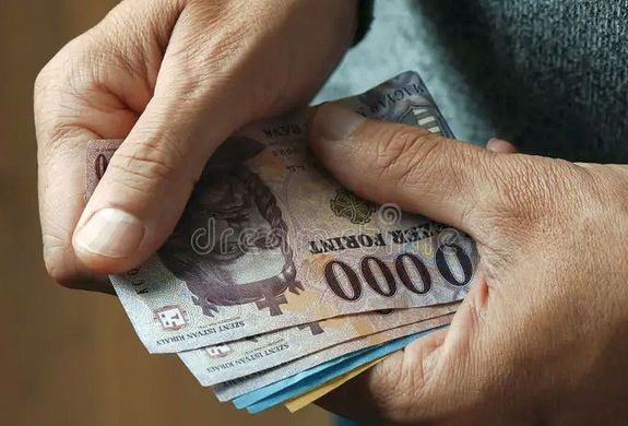 A mezőkovácsházi rendőrök rövid idő alatt elfogták és előállították a bűncselekmény elkövetésével gyanúsítható, 43 éves, medgyesbodzási férfit. A kép illusztráció. Kép: Dreamstime A mezőkovácsházi rendőrök rövid idő alatt elfogták és előállították a bűncselekmény elkövetésével gyanúsítható, 43 éves, medgyesbodzási férfit. A kép illusztráció. Kép: Dreamstime