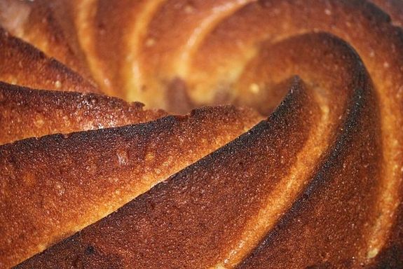 A koszoralakot kapcsos tortaformban stssel rhetjk el. Kp forrsa: Pixabay