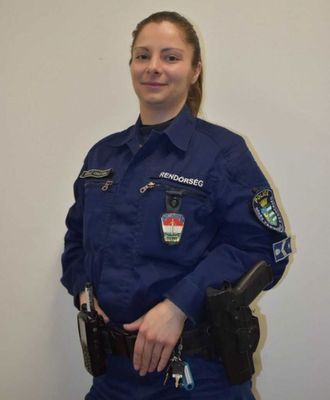 Idn, janurtl, az Oroshzi Rendrkapitnysgon szolgl. Kp: Rendrsg