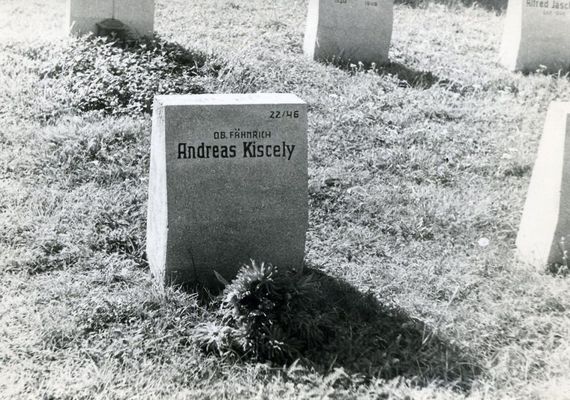 Kiszely Andr�s b�csi nyughelye. K�p forr�sa: Szerz�