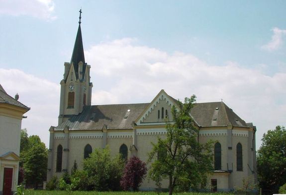 Csorvson, a Nagy Szent Terz Templom. Kp forrsa: miserend.hu   