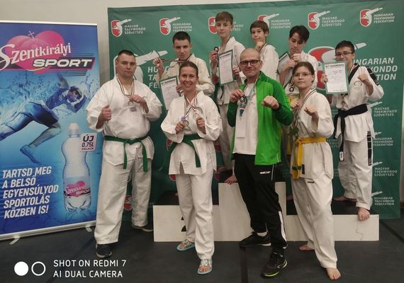 A bkscsabai a JALTE WT Taekwondo csapata. Kp forrsa: Szerz