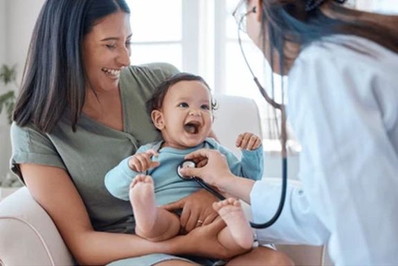 : Az j rendszerben Budapesten hrom gyermekgyeletet hoztak ltre (Illusztrci: Shutterstock)