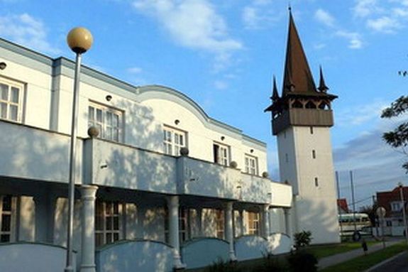 Az Orszgos Romn Bl 2025 rendezvnyt Gyuln, a hagyomnyos helysznen, a Lceum tri Romn Kulturlis Kzpontban rendezik, ma, este. Kp forrsa: AtruRoman.hu