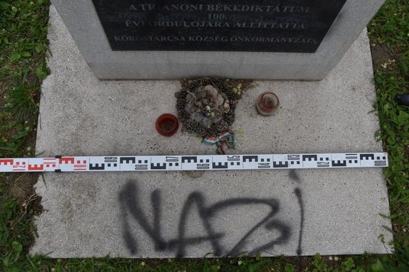 A kt fiatal tbb pletet is megronglt 2024. mrcius 30-n, jszaka, Krstarcsn. Kpek: Police.hu   