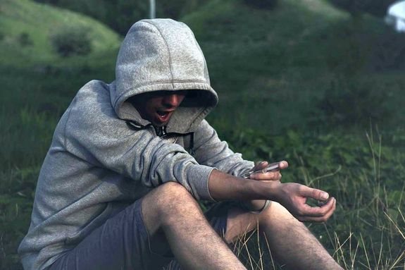 Az intzkedsek, eljrsok sorn, a gyermekek, ldozatok kmlse, a bncselekmnyek elkvetivel szemben a kvetkezetes, hatrozott fellps a trekvs. A kp illusztrci. Kp: Pixabay