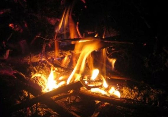  Szent Ivn napjn, az emberek nagy tzeket raktak, hogy elzzk a sttsget. Kp forrsa: ma7.sk   