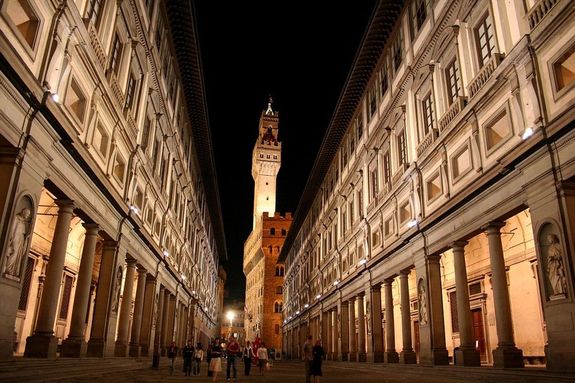Az Uffizi Kptrat 1581-ben alaptottk, Firenze trtnelmi kzpontjban. Forrs: Wikipdia. Kp: Chris Wee. Kp forrsa: Wikipdia