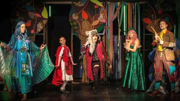 Jelenet a mai mesemusical eladsbl. Kp forrsa: gyulaivarszinhaz.hu