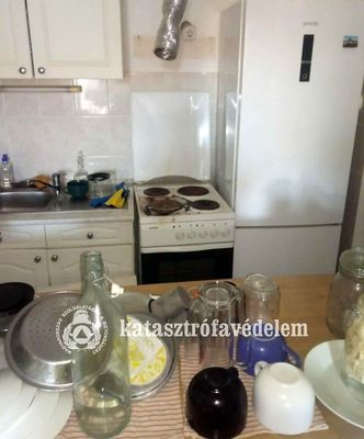 Trsashzi laksban felejtett tel okozott fstt szombaton, dlutn, Bkscsabn. Kp forrsa: Bks Vrmegyei Katasztrfavdelmi Igazgatsg