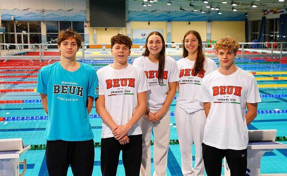 A bkscsabai szk, Petrczki Zsombor tantvnyai kitettek magukrt: t arany-, t ezst- s egy bronzmedl volt a hdmezvsrhelyi termsk