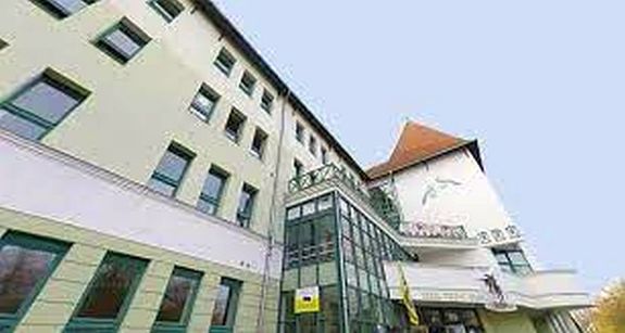 A gimnzium 1950-ben vette fel Erkel Ferenc nevt. Mai kp az iskolrl. Kp forrsa: Erkel Ferenc Gimnzium Facebook-oldala