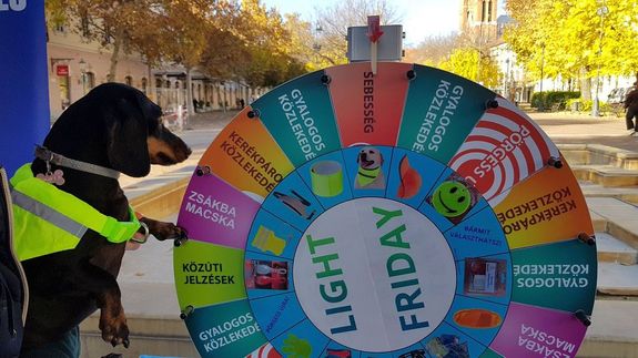 A pnteki, bkscsabai Light Friday kpei. Kpek forrsa: Bks Vrmegyei Rendr-fkapitnysg