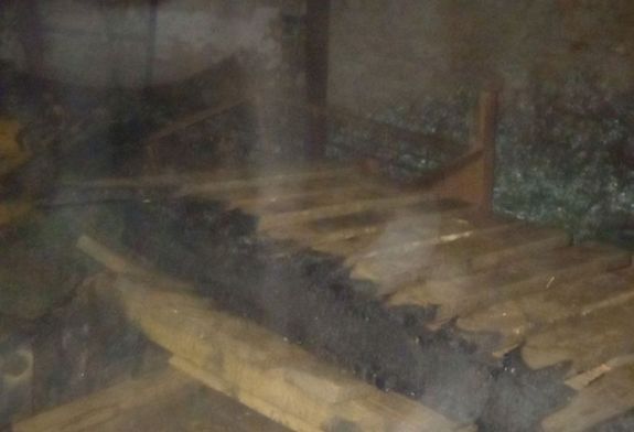 Rgi btorok s faanyagok gtek cstrtkn, este, Csorvson. Kp forrsa: Bks Vrmegyei Katasztrfavdelmi Igazgatsg