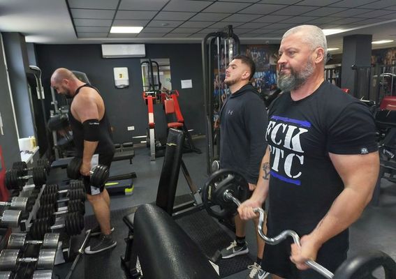 Kpek a Bks vrmegyei rendrsg bkscsabai sport-s egszsgnapjrl. Kpek: Bks Vrmegyei Rendr-fkapitnysg