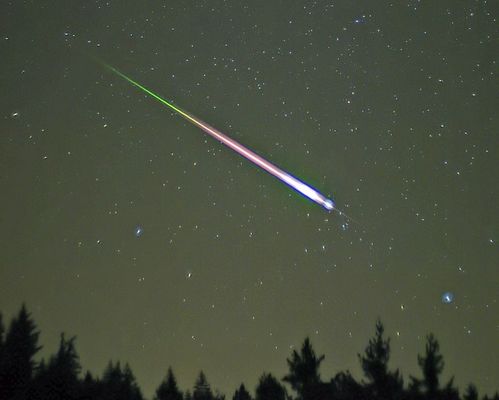 A Leonidk meteorraj egy tagja a 2008-as cscs idejn. Forrs: Wikipdia. Kp forrsa: svabhegyicsillagvizsgalo.hu   