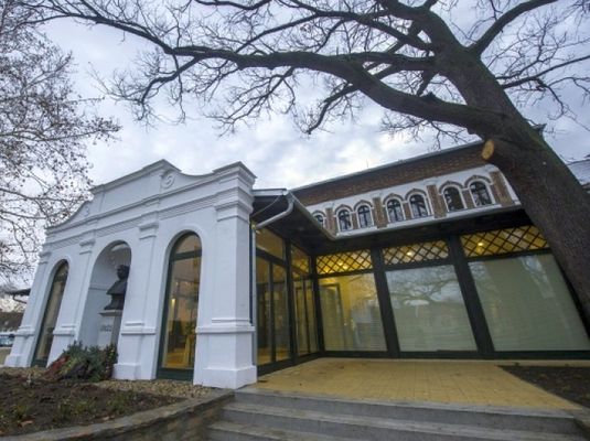 A Vigad plete, Gyuln. Kp: Kovi-p Kft.