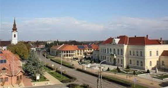 A kormny jabb, 14 tanuszoda ptsrl dnttt, kzk a Bks vrmegyei Vsztn is. Kp forrsa: Vszt Plusz   