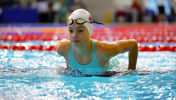  A 12 esztends, bkscsabai Koncz Fanni elgedett lehetett teljestmnyvel, ugyanis a 200 mteres htszs aranyrme mellett a hasonl hosszsg mellszsban egy bronzot is bezsebelhetett   