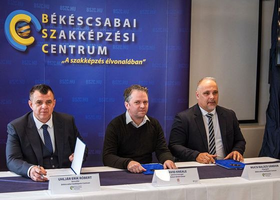 Stratgiai egyttmkdsi megllapodst kttt a Bkscsabai Szakkpzsi Centrum s a Vulcan Shield Global Ltd., november 25-n. Kpek forrsa: Bkscsabai Szakkpzsi Centrum Facebook-oldala