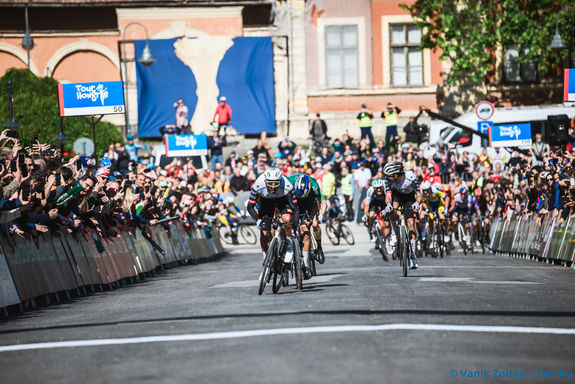 Kp a Tour de Hongrie korbbi versenyrl. Kp forrsa: tdh.hu