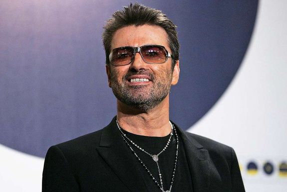 George Michael grg szrmazs, vilghr brit popnekes-dalszerz, szmtalan rangos dj tulajdonosa – legenda lett embersgbl is. Kp: People Magazine