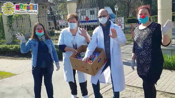 Indulsra kszen a Mtrix bohcdoktorai. Kp: Mtrix Kzhaszn Alaptvny