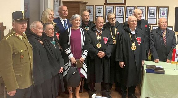 A bkscsabai killtsmegnyit rsztvevi. Kp forrsa: Szerz