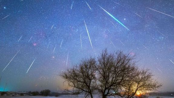 A Geminidkrl kszlt, sok fnykpbl sszelltott montzs. Kp forrsa: Dai Jianfeng – IAU OAE / svabhegyicsillagvizsgalo.hu