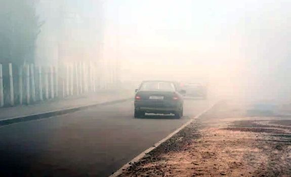 K�d�s id�ben, �vatosan kell vezetni, aj�nlatos nagy k�vet�si t�vols�got tartani. A k�p illusztr�ci�. K�p: Shutterstock   