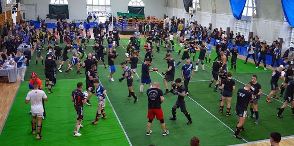 Nagy�zem az eleki sportcsarnokban