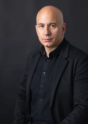 Herczeg T. Tam�s a Sz�nh�z- �s Filmm�v�szeti Egyetemmel is egy�ttm�k�d�sben gondolkodik, hiszen ott egyetemi docensk�nt oktat. K�p forr�sa: Sz�nh�z- �s Filmm�v�szeti Egyetem