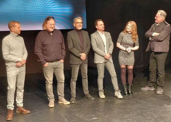 A janu�r 16-i, gyulai sajt�t�j�koztat� r�sztvev�i. K�p forr�sa: Erkel Ferenc M�vel�d�si K�zpont Facebook-oldala   