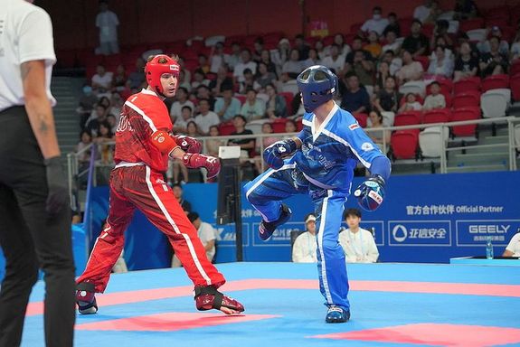 B�lint Martin (pirosban) az Athens Challenge elnevez�s� Eur�pa-kup�n, az �v els� nagy kick-box verseny�n – ak�rcsak tavaly –, ahol elindult, ott gy�z�tt is. K�p forr�sa: Szerz�