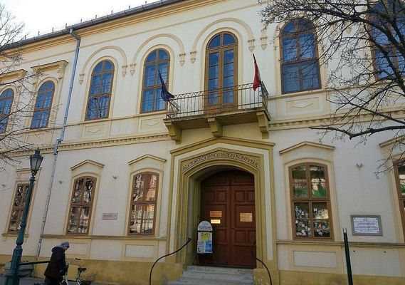 A Mogyor�ssy J�nos V�rosi K�nyvt�rban, cs�t�rt�k�n �s p�nteken is rendezv�nyre v�rj�k az �rdekl�d�ket. K�p: Sz�ke Margit – Vitalap.hu   