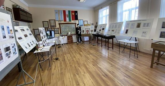 A v�ndorki�ll�t�st B�k�scsab�n, a Fekete P�l Gy�jtem�nyben l�thatt�k az �rdekl�d�k. K�p forr�sa: Szerz�