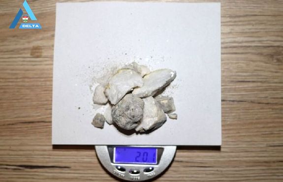 A k�szletek �s eszk�z�k lefoglal�sa mellett, minden a hat�s�ghoz ker�l, amelyet b�ncselekm�ny elk�vet�s�hez haszn�ltak a tettesek. K�pek forr�sa: B�k�s V�rmegyei Rend�r-f�kapit�nys�g