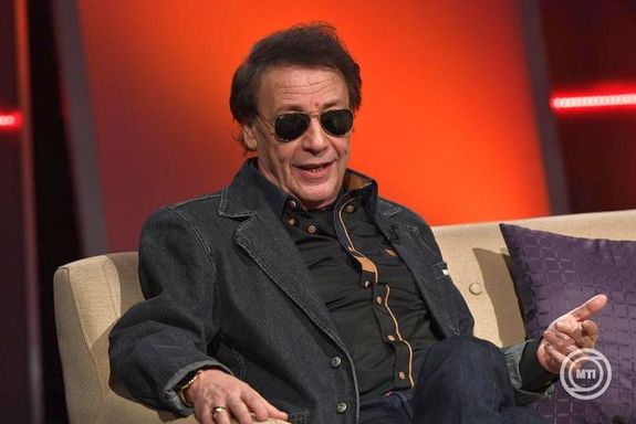  A k�p Feny� Mikl�sr�l 2019. janu�r 16-�n k�sz�lt, Budapesten, a Hogy volt? c�m� t�v�m�sor felv�tel�n, az MTVA Kunigunda utcai gy�rt�b�zis�nak 3-as st�di�j�ban. K�p: MTI / MTVA / Zih Zsolt