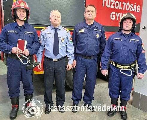 Elismert t�zolt�k, Gyul�n. K�p forr�sa: B�k�s V�rmegyei Katasztr�fav�delmi Igazgat�s�g