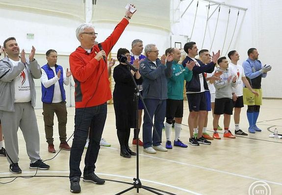 Solt�sz Mikl�s: A Nemzetis�gi Sporth�tv�ge azt szolg�lja, hogy a fiatalok megismerj�k egym�st, tudjanak arr�l, hogy m�shol is �lnek saj�t nemzetis�gi k�z�ss�geik, �s l�teznek m�s nemzetis�gi csoportok is. K�p: MTI / Lehoczky P�ter   