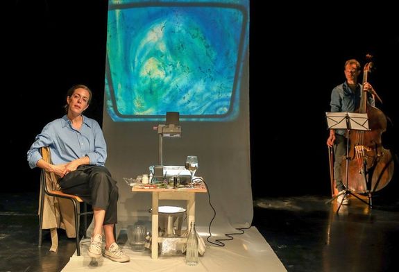 Jelenet a holnap esti, kamaratermi el�ad�sb�l. K�p forr�sa: gyulaivarszinhaz.hu   