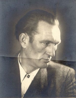  Ismert �s kev�sb� ismert k�pek Koh�n Gy�rgyr�l. K�pek forr�sa: Szerz�   