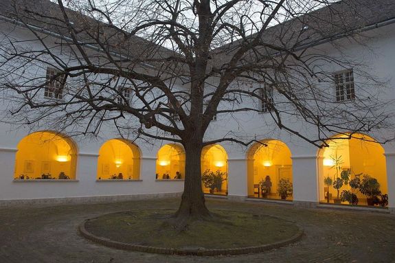 A kecskem�ti Kod�ly Int�zetben fedezt�k fel Kurt�g Gy�rgy opus 2-es jegyz�ksz�m�, nyolc t�teles F�v�s�t�s�nek k�zirat�t. K�p forr�sa: kecskemet.hu 