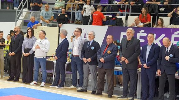 K�pek a b�k�scsabai kick-box di�kolimpia orsz�gos d�nt�j�r�l. K�pek forr�sa: Szerz�