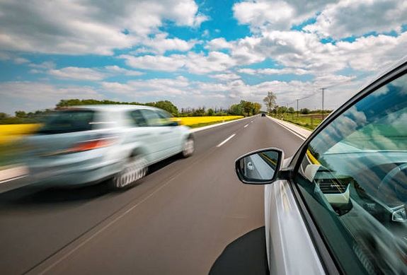 Eg�sz Eur�p�t �rinti a sebess�g-ellen�rz�s. A k�p illusztr�ci�. K�p: iStock