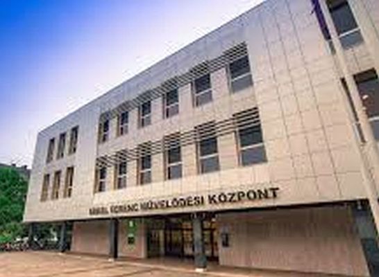 A Tan�tva alkotni, alkotva tan�tani c�m� t�rlat ma, 17 �rakor ny�lik az Erkel Ferenc M�vel�d�si K�zpontban. K�p: Erkel Ferenc M�vel�d�si K�zpont Facebook-oldala