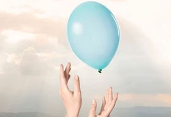 P�nteken, m�jus 1-j�n, nagyr�szt gyeng�n felh�s, napos, sz�raz id� val�sz�n�. Az �szakias szelet �l�nk l�k�sek k�s�rik. A k�p illusztr�ci�. K�p: Shutterstock